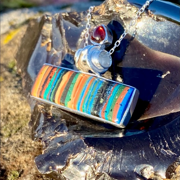 NEW! Calsilica Necklace - Picture 8 of 15